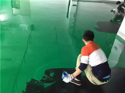 娄星下面给你一份环氧地坪漆施工的完整流程